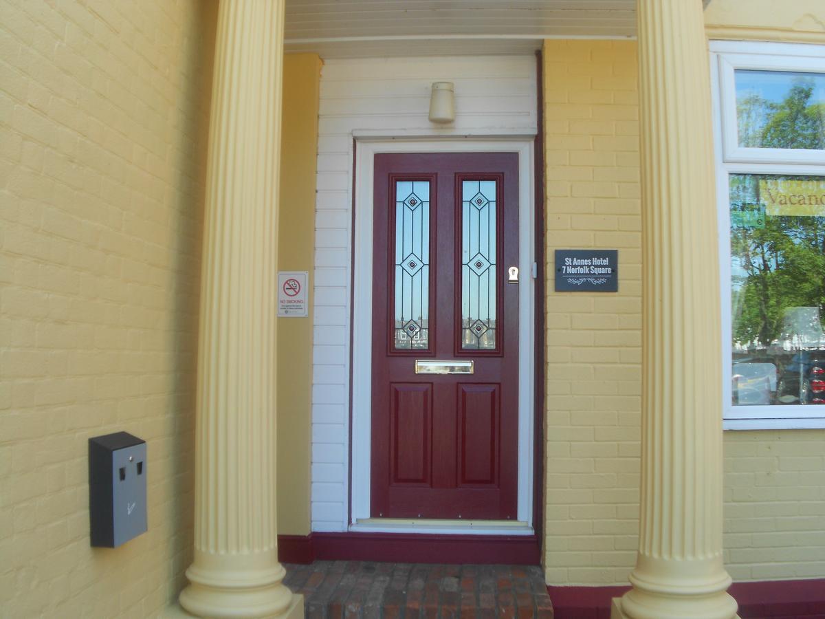 St Annes Bed and Breakfast Γκρέιτ Γιάρμουθ Εξωτερικό φωτογραφία